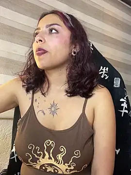 Liittleluaa  online show from February 2025 03:16:01 PM