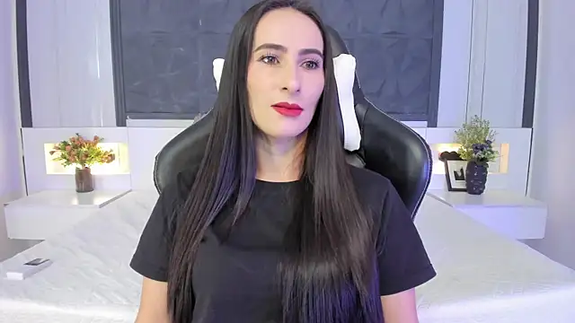 SaraGomez1 online show from October 2025 12:57:01 PM