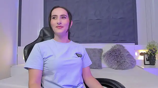 SaraGomez1 online show from February 2026 01:08:01 PM