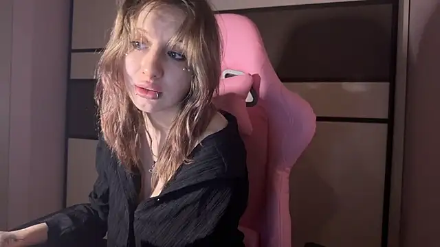 moundliicht1 online show from January 2026 08:15:01 PM