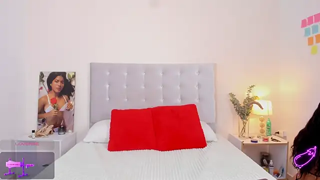 NiaBlanco online show from May 2026 08:29:02 PM