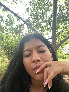 NiaBlanco online show from May 2026 09:02:01 PM
