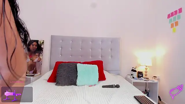 NiaBlanco online show from September 2025 07:41:01 PM