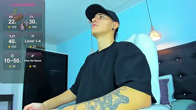 Lobo 17  online show from January 2026 03:21:01 AM