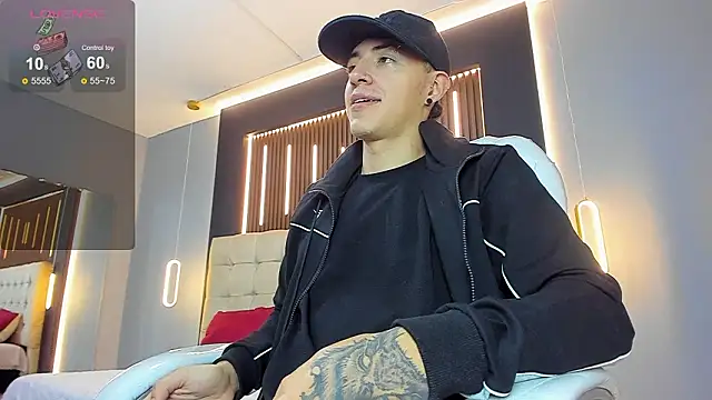 Lobo 17  online show from March 2026 03:44:02 AM