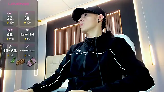 Lobo 17  online show from February 2026 03:42:02 AM