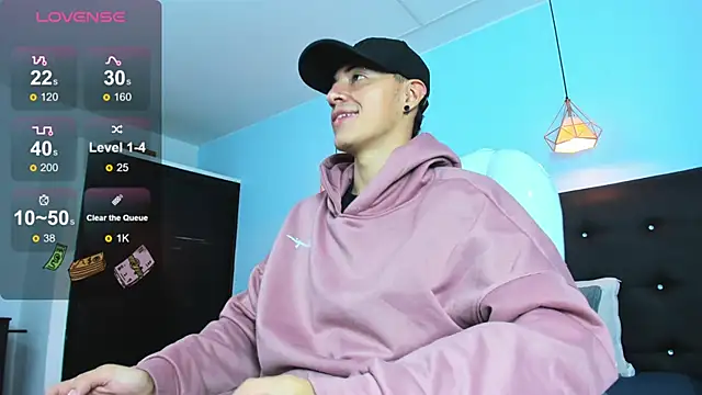 Lobo 17  online show from November 2025 03:50:02 AM