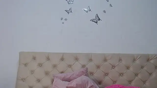 Snapshot of marlymilf6 chatting on February 2025 01:11:01 AM marlymilf6 online show from February 2025 01:11:01 AM