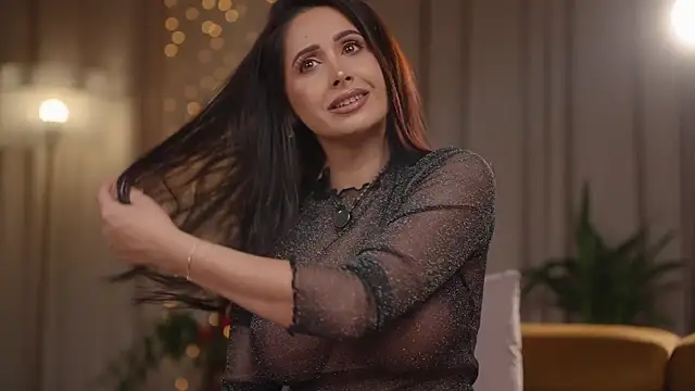 EllisSkyler online show from April 2026 09:21:02 PM