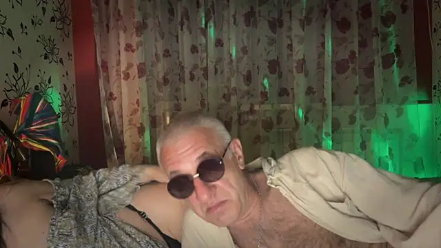 StellarTeam online show from April 2026 10:12:02 PM