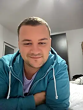 Snapshot of KarlosCarutox chatting on September 2025 05:26:02 PM KarlosCarutox online show from September 2025 05:26:02 PM