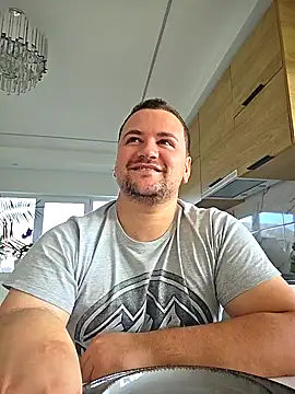 Snapshot of KarlosCarutox chatting on November 2025 12:20:02 PM KarlosCarutox online show from November 2025 12:20:02 PM