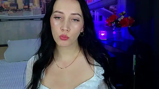 Snapshot of MonikaSweetXXX chatting on October 2025 08:28:02 PM MonikaSweetXXX online show from October 2025 08:28:02 PM
