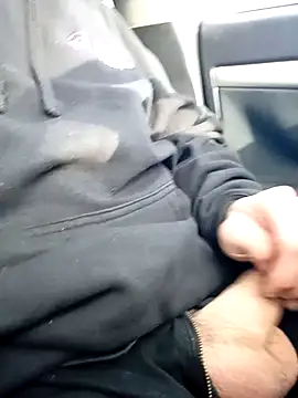 QcMisterv13 online show from March 2025 08:54:01 PM