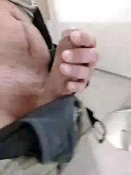 QcMisterv13 online show from December 2025 01:27:01 AM