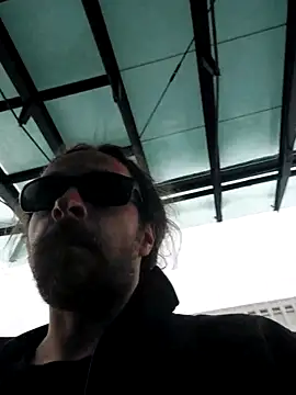 QcMisterv13 online show from April 2026 10:16:02 PM