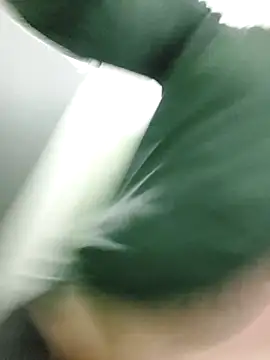 QcMisterv13 online show from November 2025 07:06:01 PM