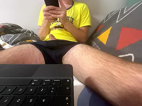 Snapshot of sweetspider35 chatting on December 2024 09:00:01 AM sweetspider35 online show from December 2024 09:00:01 AM