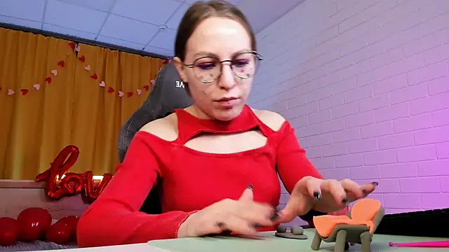 Snapshot of AphexQueen chatting on February 2025 04:17:02 PM AphexQueen online show from February 2025 04:17:02 PM