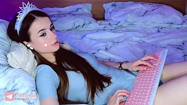  OhitsMe online show from December 2024 11:57:02 AM