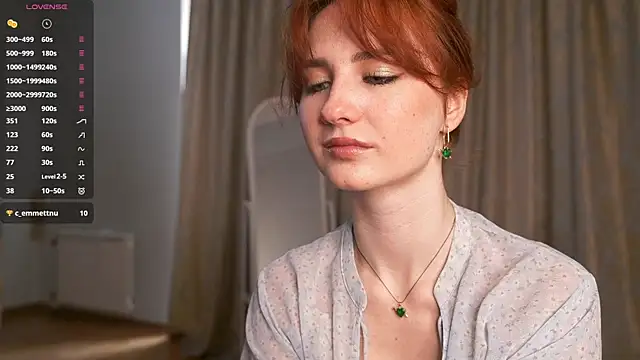 EsmaCrumbley online show from March 2025 04:23:02 AM