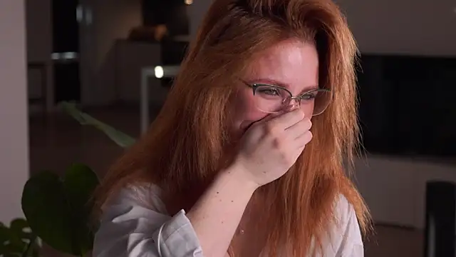 EsmaCrumbley online show from March 2026 04:31:02 AM