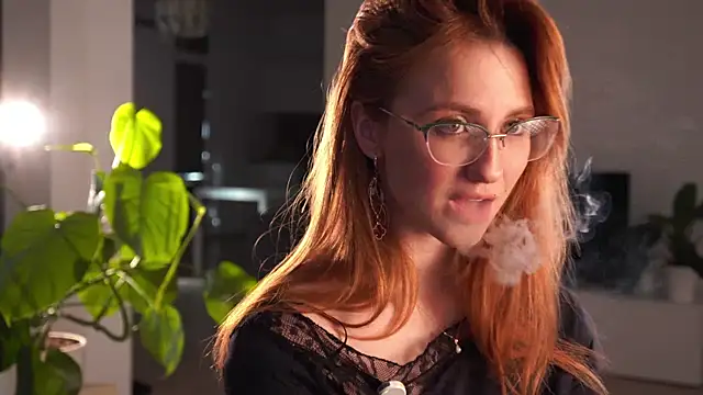 EsmaCrumbley online show from April 2026 05:14:02 AM