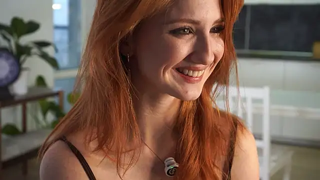 EsmaCrumbley online show from November 2025 04:22:01 AM