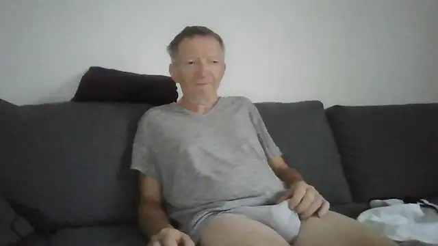 naturiste974 online show from June 2026 04:46:01 AM