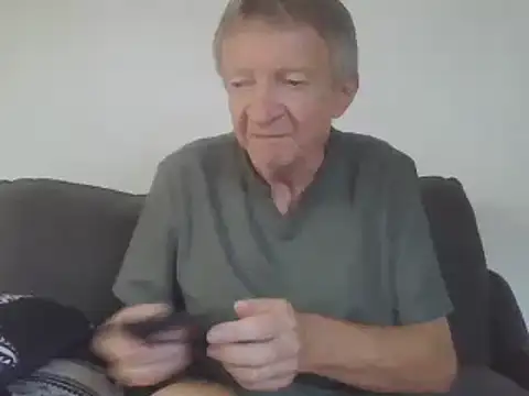 Snapshot of naturiste974 chatting on March 2025 09:01:02 AM naturiste974 online show from March 2025 09:01:02 AM