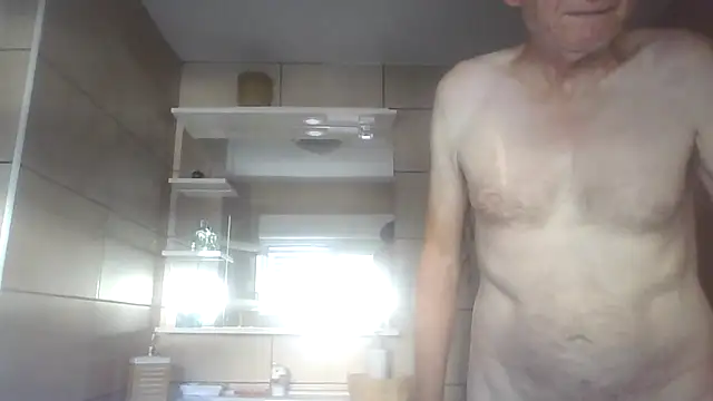Snapshot of naturiste974 chatting on June 2026 07:48:01 AM naturiste974 online show from June 2026 07:48:01 AM