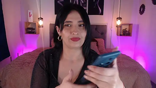 emily leinner online show from November 2025 03:27:01 PM