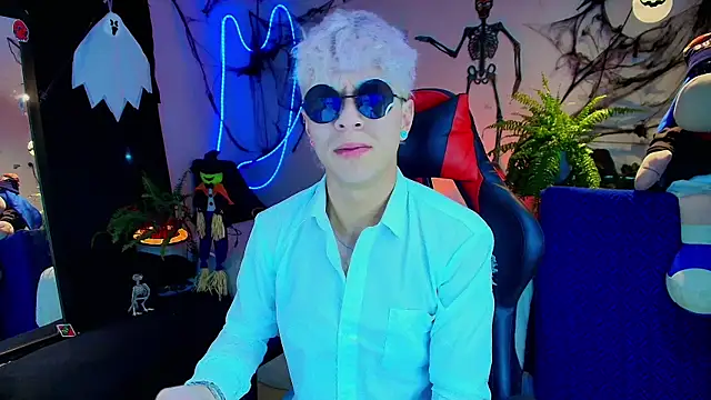 twink sebas  online show from October 2025 06:32:01 AM