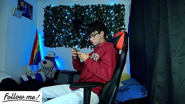 twink sebas  online show from January 2025 04:16:02 AM