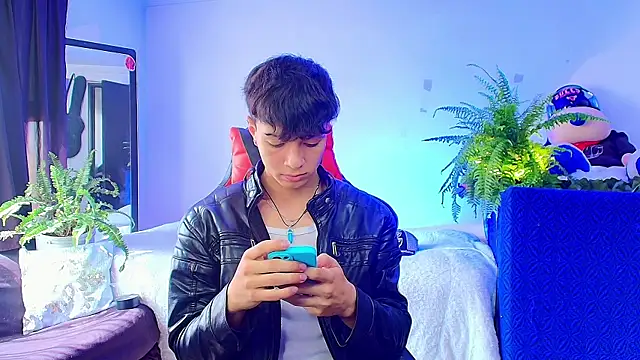 twink sebas  online show from October 2025 02:25:02 PM