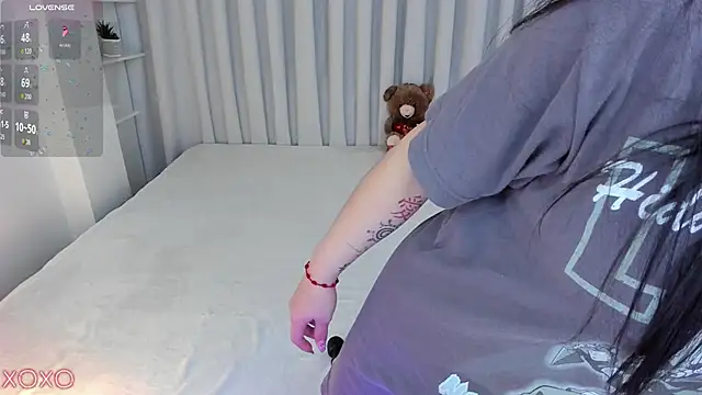 misshoneyxxx online show from February 2026 04:42:02 AM