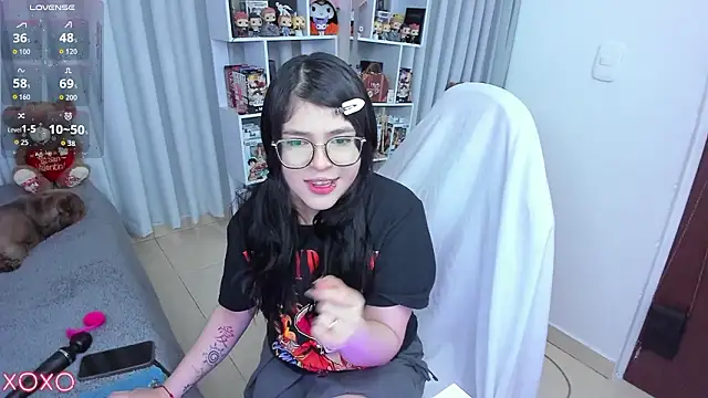 misshoneyxxx online show from March 2026 02:01:02 PM