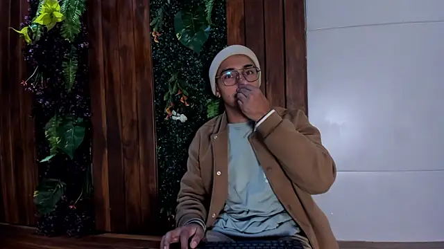 Snapshot of Andy_Joy_ chatting on November 2025 11:32:01 AM Andy Joy online show from November 2025 11:32:01 AM