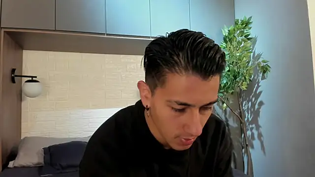 Snapshot of Andy_Joy_ chatting on September 2025 11:32:02 AM Andy Joy online show from September 2025 11:32:02 AM