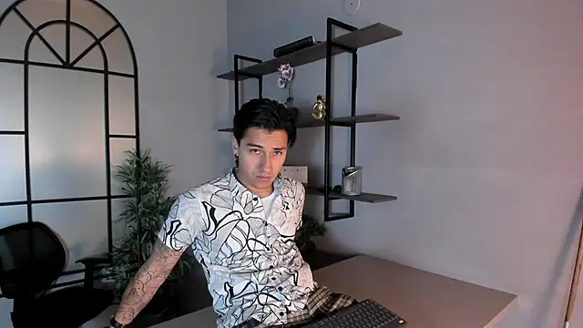 Snapshot of Andy_Joy_ chatting on November 2025 11:43:02 AM Andy Joy online show from November 2025 11:43:02 AM