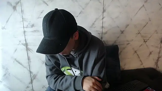 Snapshot of Andy_Joy_ chatting on November 2025 11:21:02 AM Andy Joy online show from November 2025 11:21:02 AM