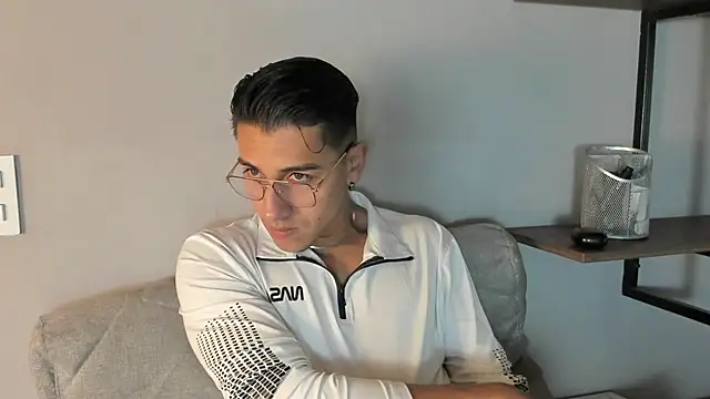 Snapshot of Andy_Joy_ chatting on February 2026 12:17:02 PM Andy Joy online show from February 2026 12:17:02 PM