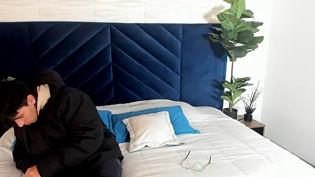 Snapshot of Andy_Joy_ chatting on October 2025 10:50:02 AM Andy Joy online show from October 2025 10:50:02 AM
