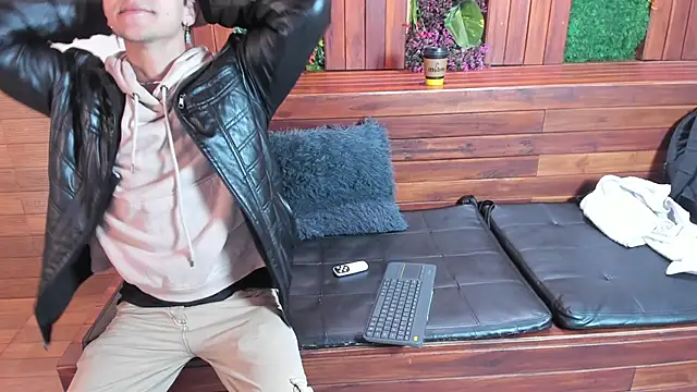 Andy Joy  online show from April 2026 11:36:02 AM