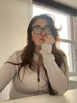 Miss Stassi online show from January 2025 09:33:01 AM