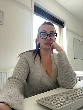 Miss Stassi online show from March 2025 10:00:02 AM