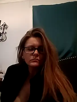 skyeb0787 online show from December 2024 10:05:01 PM