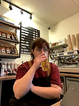 Snapshot of cinnabon_ chatting on October 2025 11:33:01 AM cinnabon online show from October 2025 11:33:01 AM