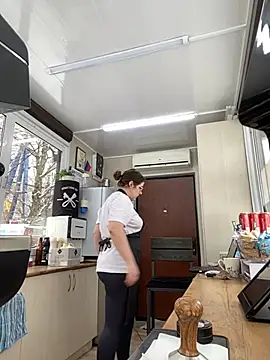 cinnabon  online show from February 2025 11:31:01 AM