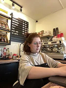 Snapshot of cinnabon_ chatting on May 2026 08:57:02 AM cinnabon online show from May 2026 08:57:02 AM